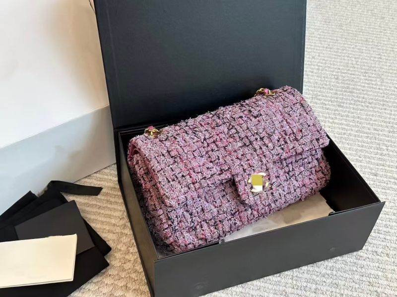 Mala vunena torbica s lancem i preklopom za telefon, ženski crossbody torbica, gradski stil, zima 2023