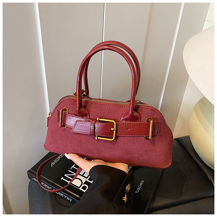 Ženska crossbody torba u korejskom stilu, jesen–zima 2025, retro visoke kvalitete, svakodnevna torba