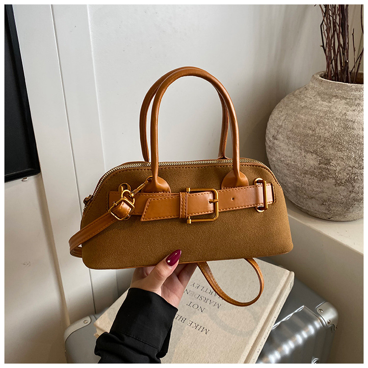 Ženska crossbody torba u korejskom stilu, jesen–zima 2025, retro visoke kvalitete, svakodnevna torba