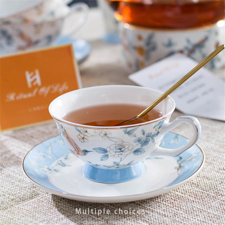 Set ceai după-amiază în stil englezesc, o ceainică și patru cești, model floral cu păsări, căni și farfurioare din ceramică, cutie cadou elegantă, cadou pentru casa nouă