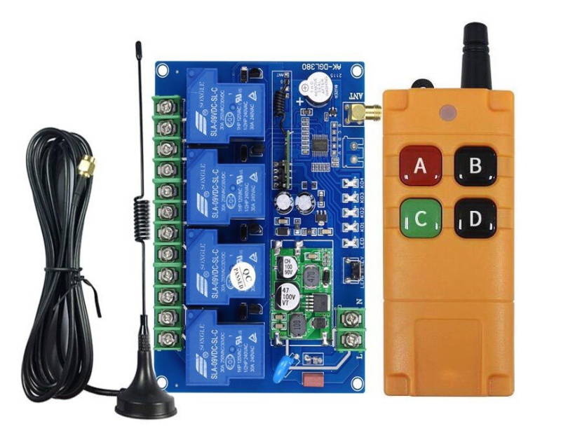 4 csatornás vezeték nélküli kapcsoló tanuló üzemmóddal, AC12V/24V/220V/380V feszültségekhez, ütésálló kivitel, 4 gomb, pillanatnyi működés
