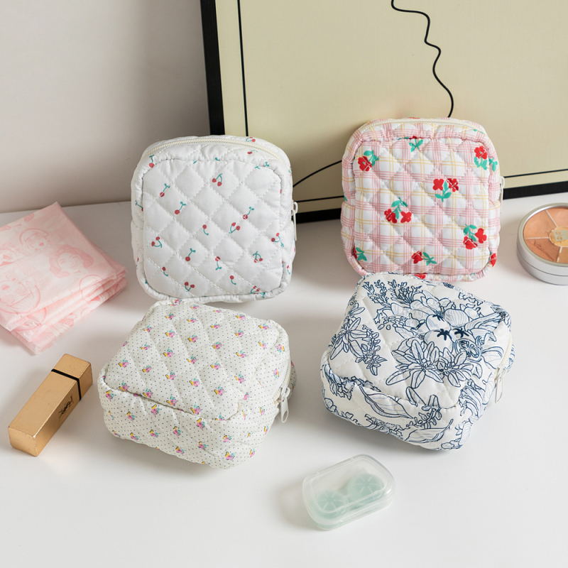 Slatka novčanik za kovanice, kozmetička torbica u korejskom stilu, ženska torbica za ključeve s karikaturalnim uzorkom, torbica za ruž i spremnik za menstrualne uloške.