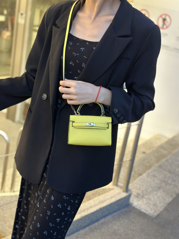2025 nova Mini Kelly torbica, mala vintage crossbody za žene, stilska ženska torba