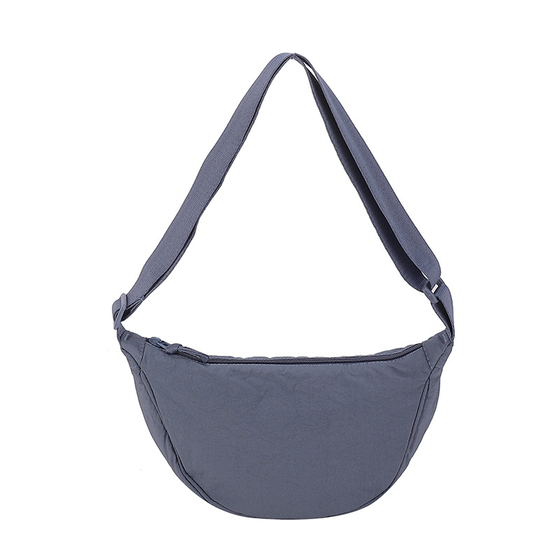 Ženska nylon dumpling torba, crossbody stil, proljeće-ljeto 2026, trendi i svestrana