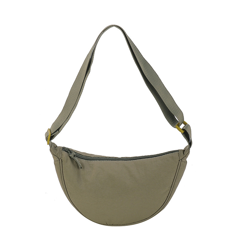 Ženska nylon dumpling torba, crossbody stil, proljeće-ljeto 2026, trendi i svestrana