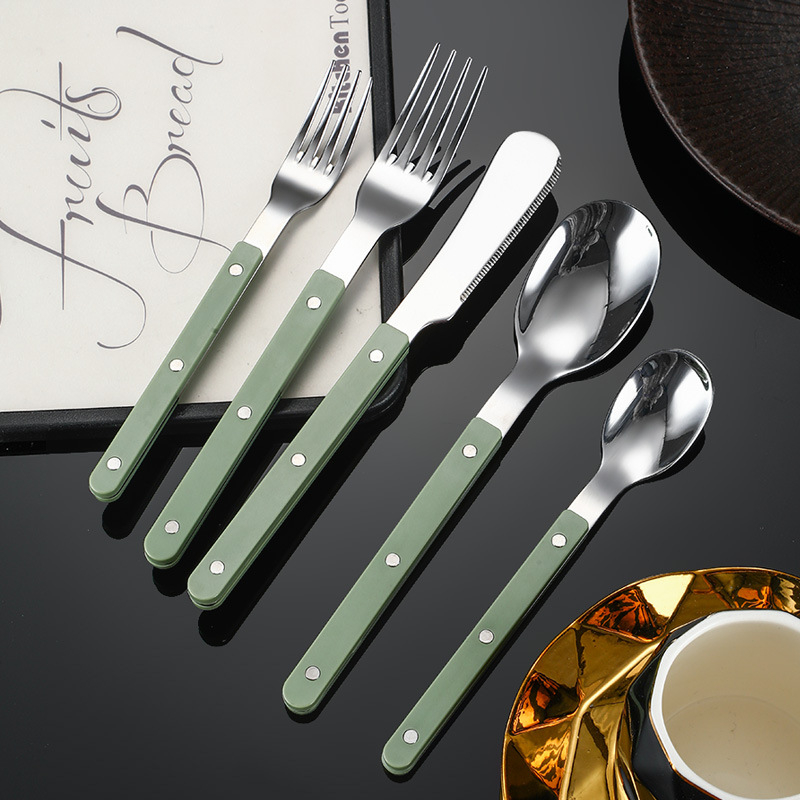 Set tacâmuri din oțel inoxidabil 430, cu mâner ABS și finisaj marmorat — cuțit pentru steak, furculiță, lingură, linguriță, lingură de desert, cuțit de unt