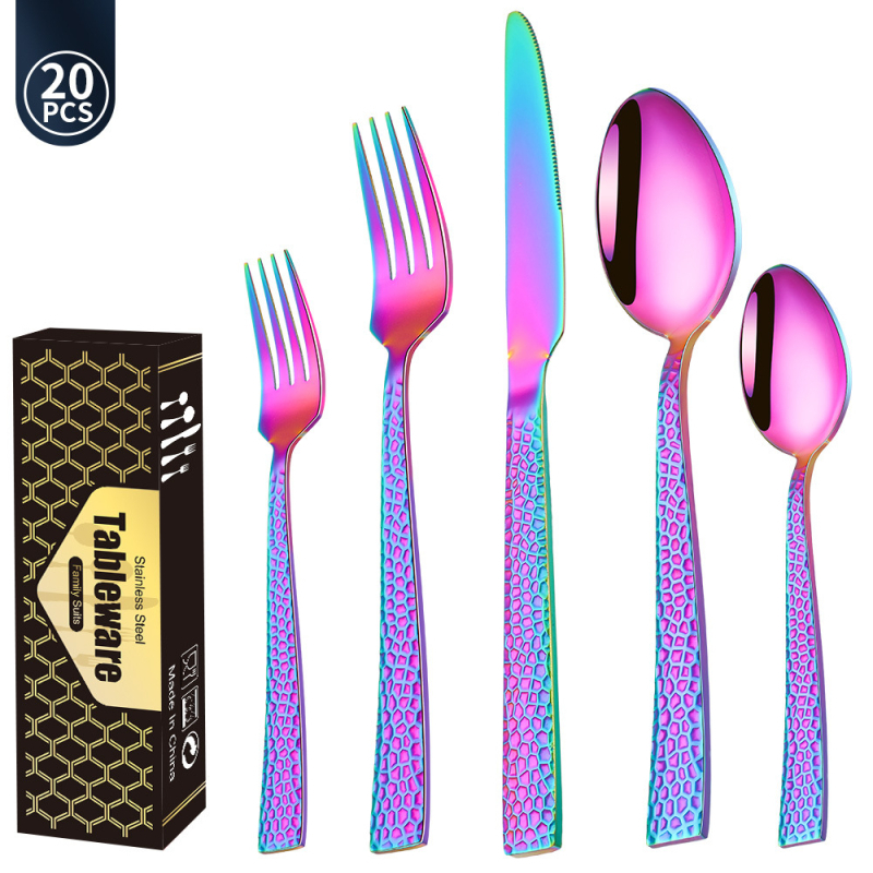 Set tacâmuri din oțel inoxidabil cu mânere gravate, textură ciocan – cuțit, furculiță, lingură, furculiță de ceai și linguriță de ceai pentru servire occidentală