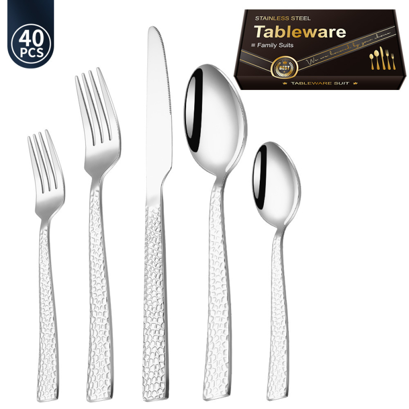 Set tacâmuri din oțel inoxidabil cu mânere gravate, textură ciocan – cuțit, furculiță, lingură, furculiță de ceai și linguriță de ceai pentru servire occidentală