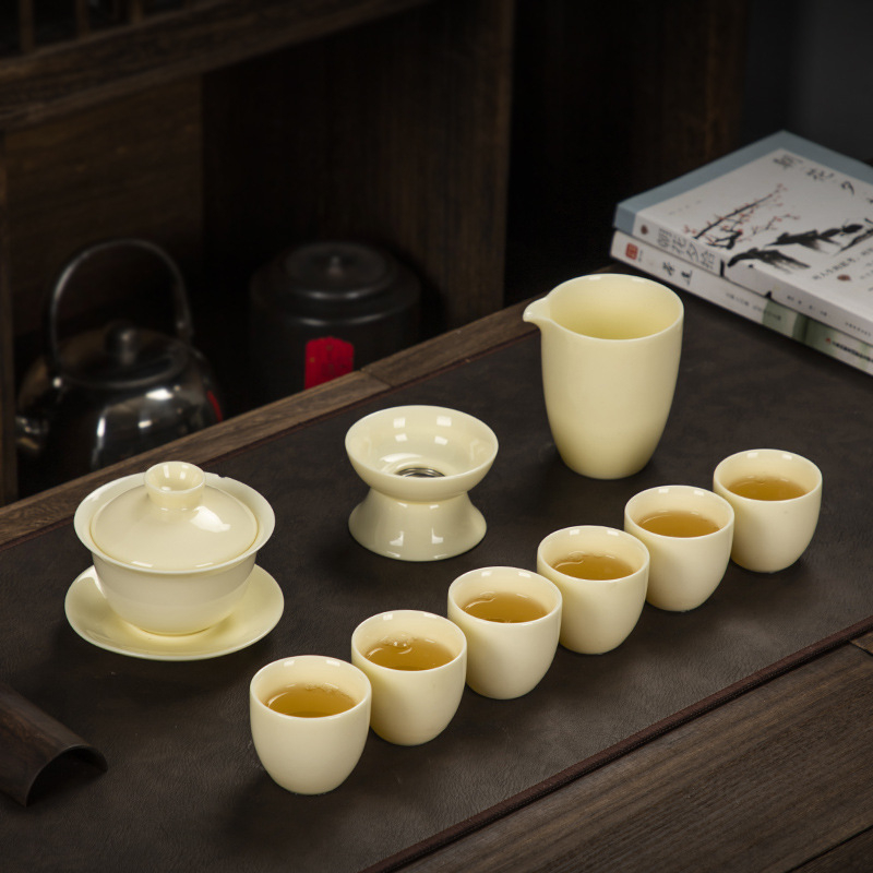 Set Gongfu de ceai din jad alb — set minimalist pentru infuzare cu ceainic galben din piatră, gaiwan şi ceşti, lux discret