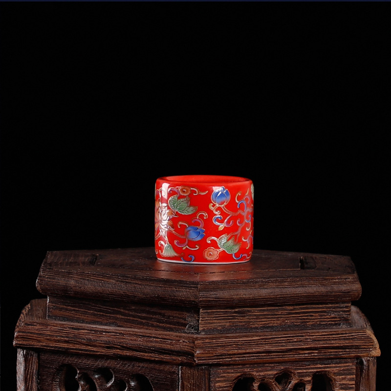 Set de accesorii pentru ceremonia ceaiului Tang și Song: ceainic din lut mov, boluri ceramice alb-albastru cu capace, suporturi pentru capace