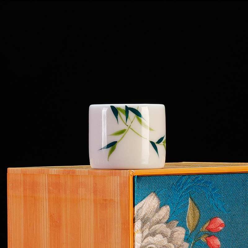 Set de accesorii pentru ceremonia ceaiului Tang și Song: ceainic din lut mov, boluri ceramice alb-albastru cu capace, suporturi pentru capace