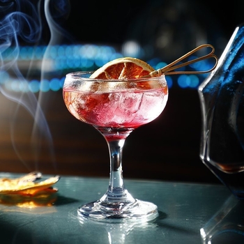 Pahar de cristal clasic pentru martini, pahar de cocktail de bar vintage, pahar cu formă de fluture pentru șampanie, pahar turn, pahar pentru băuturi și sucuri