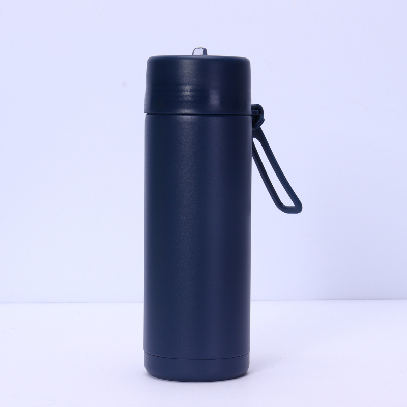 Nouă sticlă de apă sport 650 ml, cu mâner din silicon, pai, gură mare, din oțel inoxidabil izolat