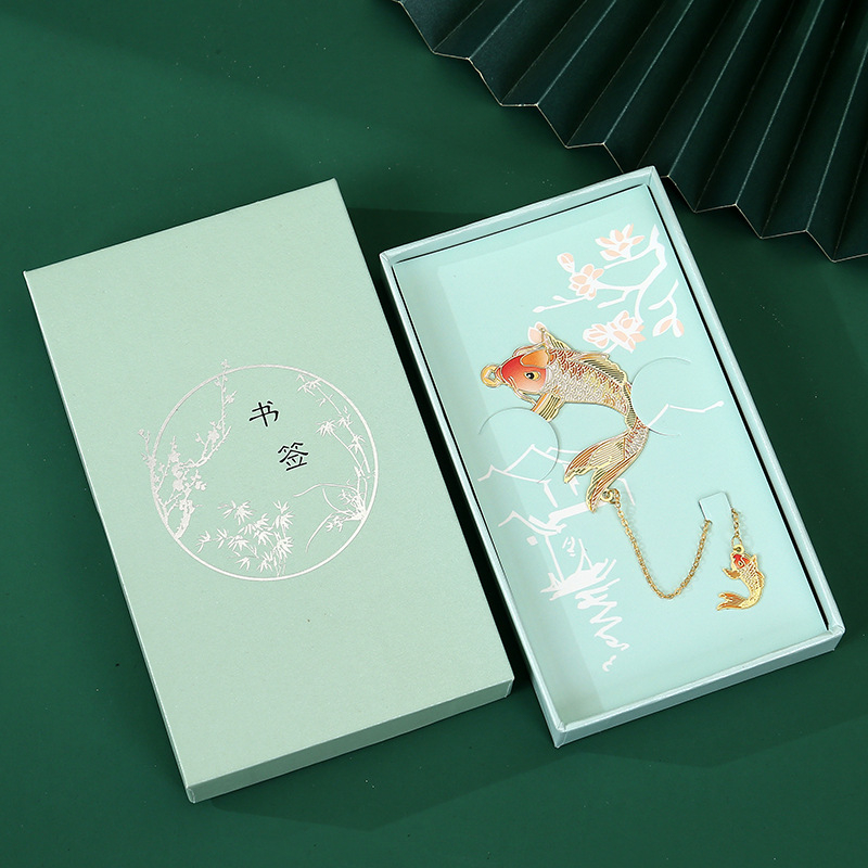 Semn de carte din metal cu libelulă și frunză de lotus, în stil clasic chinezesc — cadou pentru profesori.