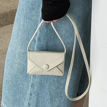 Novi stil: mini crossbody torbica s kaišem za vrat, PU imitacija zamšene kože, dizajn u obliku koverti, mala