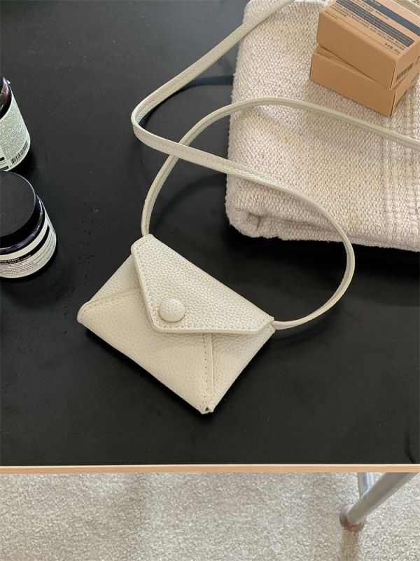 Novi stil: mini crossbody torbica s kaišem za vrat, PU imitacija zamšene kože, dizajn u obliku koverti, mala