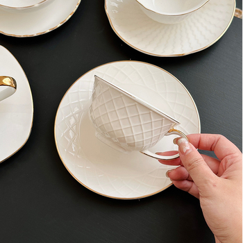 Set de cafea din ceramică, ceașcă de cafea și farfurie în stil european, cu detalii aurii, pentru uz casnic și birou
