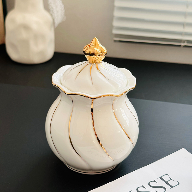 Set de cafea din ceramică, ceașcă de cafea și farfurie în stil european, cu detalii aurii, pentru uz casnic și birou