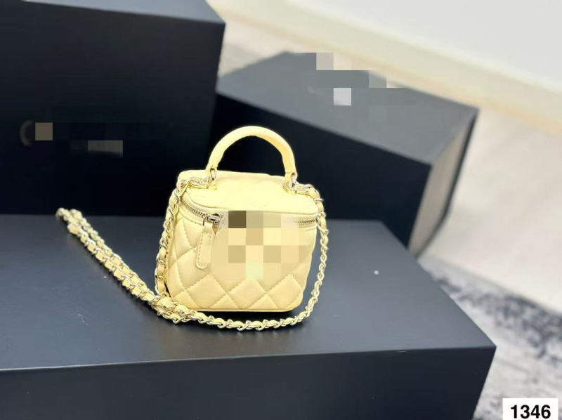 Ženska torbica s lancem i kvadratnim prešivom uzorkom, mala crossbody