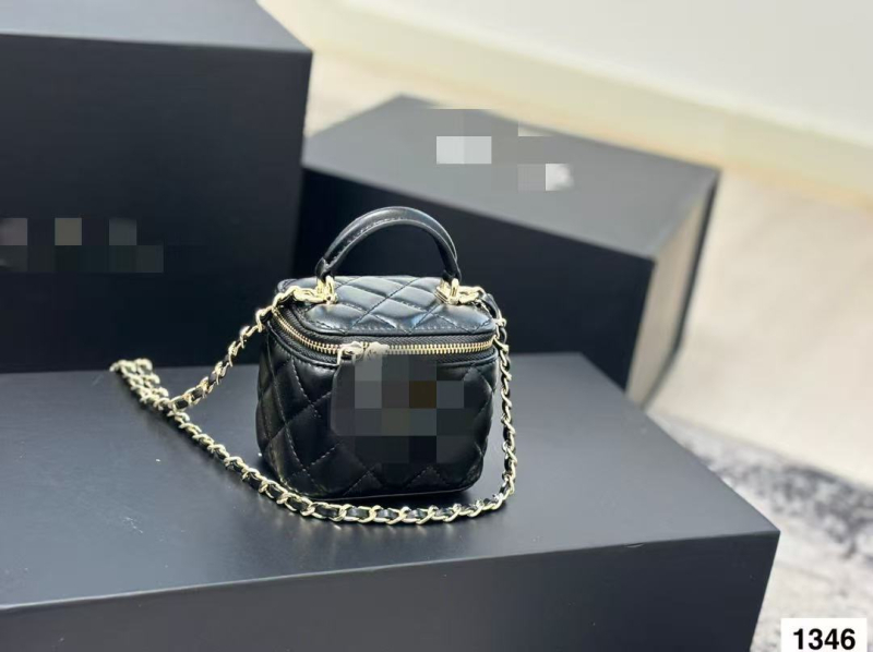 Ženska torbica s lancem i kvadratnim prešivom uzorkom, mala crossbody