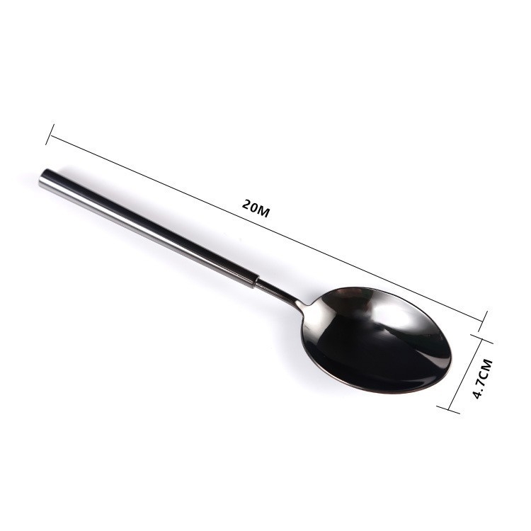 Set de tacâmuri din oțel inoxidabil 304 cu strat titan negru: cuțit și furculiță, lingură de desert, furculiță de fructe, lingură de cafea și linguriță.