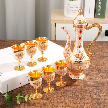 Set european retro pentru pahare de vin într-o cutie cadou, set de tăvi metalice pentru pahare de vin, ornamente metalice pentru hoteluri