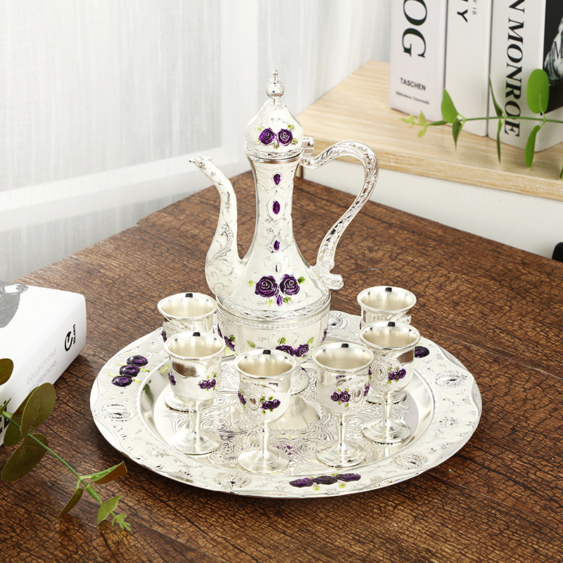 Set european retro pentru pahare de vin într-o cutie cadou, set de tăvi metalice pentru pahare de vin, ornamente metalice pentru hoteluri