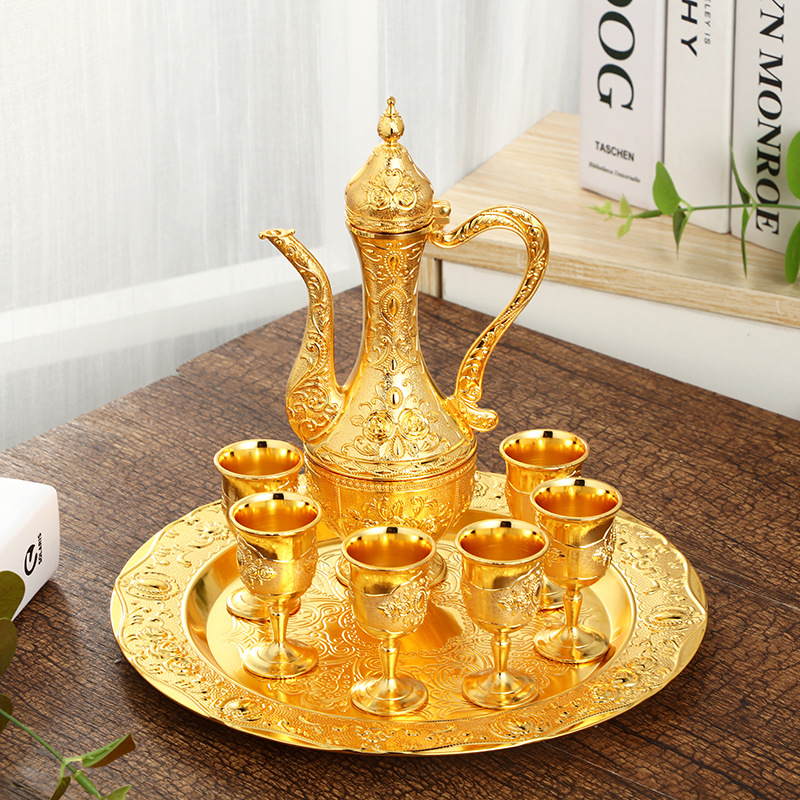 Set european retro pentru pahare de vin într-o cutie cadou, set de tăvi metalice pentru pahare de vin, ornamente metalice pentru hoteluri
