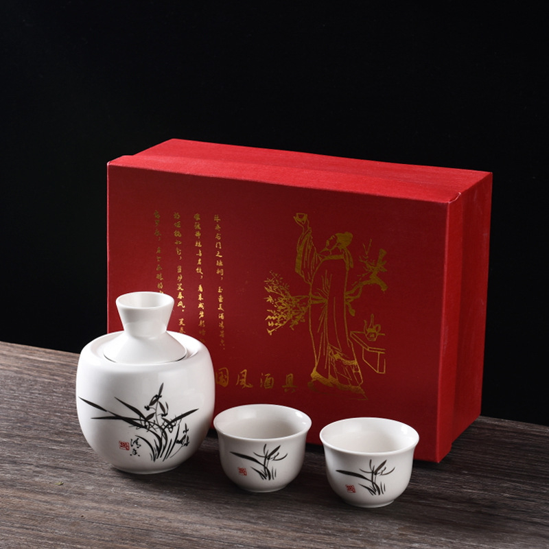 Set ceramic de vin cu o mică oală încălzită, distribuător de băuturi și cupe pentru vin galben – logo personalizabil