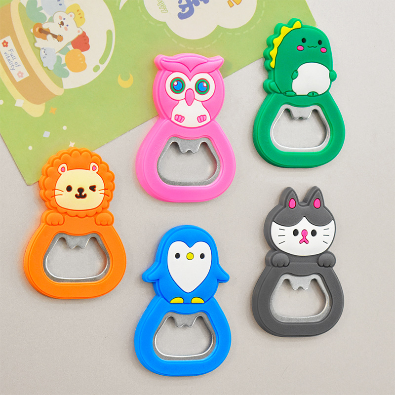 Deschizător de sticle cu magnet pentru frigider, din PVC moale, design vertical magnetic, portabil și pliabil, cadou