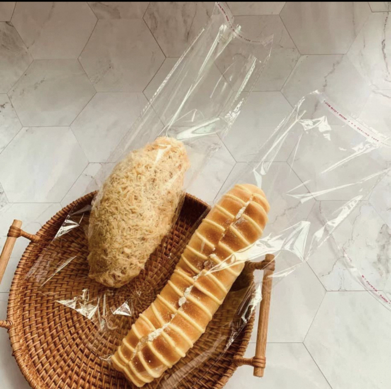 Pungă transparentă mată pentru ambalarea produselor de panificație: pâine, produse de patiserie și biscuiți
