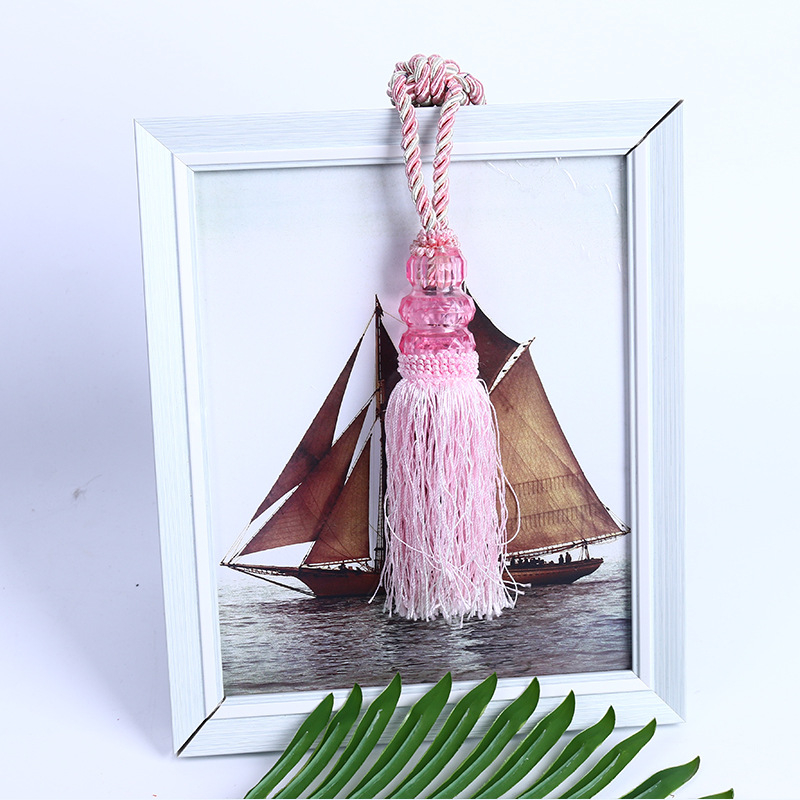 Bilă de cristal pentru perdea cu ciucuri – ornament textil decorativ