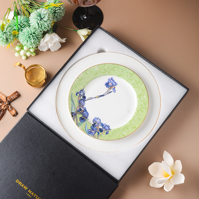 Set cești de cafea și farfurie Iris Series din bone china – ceai de după-amiază