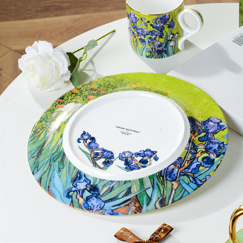 Set cești de cafea și farfurie Iris Series din bone china – ceai de după-amiază