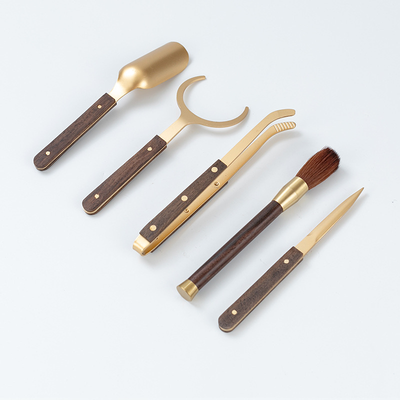 Set pentru ceremonia ceaiului Six Gentlemen – Accesorii premium Kung Fu pentru uz casnic, incluzând clip pentru ceai, linguriță, cuțiș pentru ceai și unelte de întreținere a ceainicului
