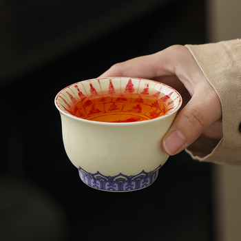 Căniță de ceai din ceramică cu motiv floral, în stil chinezesc, parte a unui set Gong Fu, o singură căniță pentru degustare ceai.