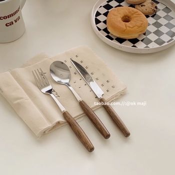 Made by Hanyang: set pribora s drvenom drškom u korejskom stilu IN STYLE, retro nehrđajući čelik zapadna kuhinja — žlica, vilica za tjesteninu, nož, vilica i drvena žlica s ručkom u obliku krila piletine