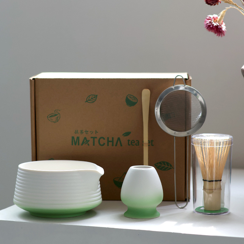 Qihuang Set de Ceai Matcha, 4 piese: bol ceramic, tel de amestecare, suport pentru tel, linguriță, cutie colorată