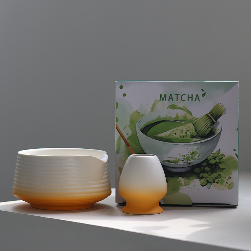 Qihuang Set de Ceai Matcha, 4 piese: bol ceramic, tel de amestecare, suport pentru tel, linguriță, cutie colorată