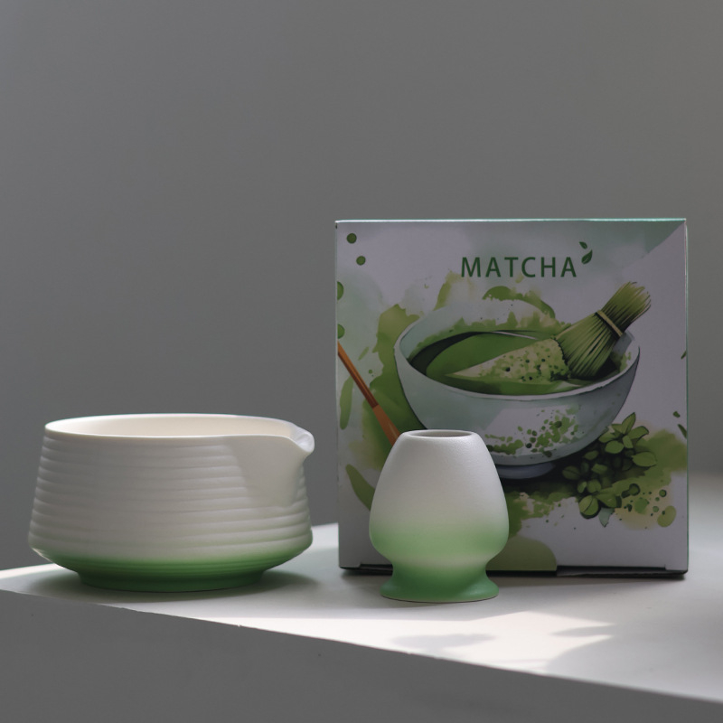 Qihuang Set de Ceai Matcha, 4 piese: bol ceramic, tel de amestecare, suport pentru tel, linguriță, cutie colorată