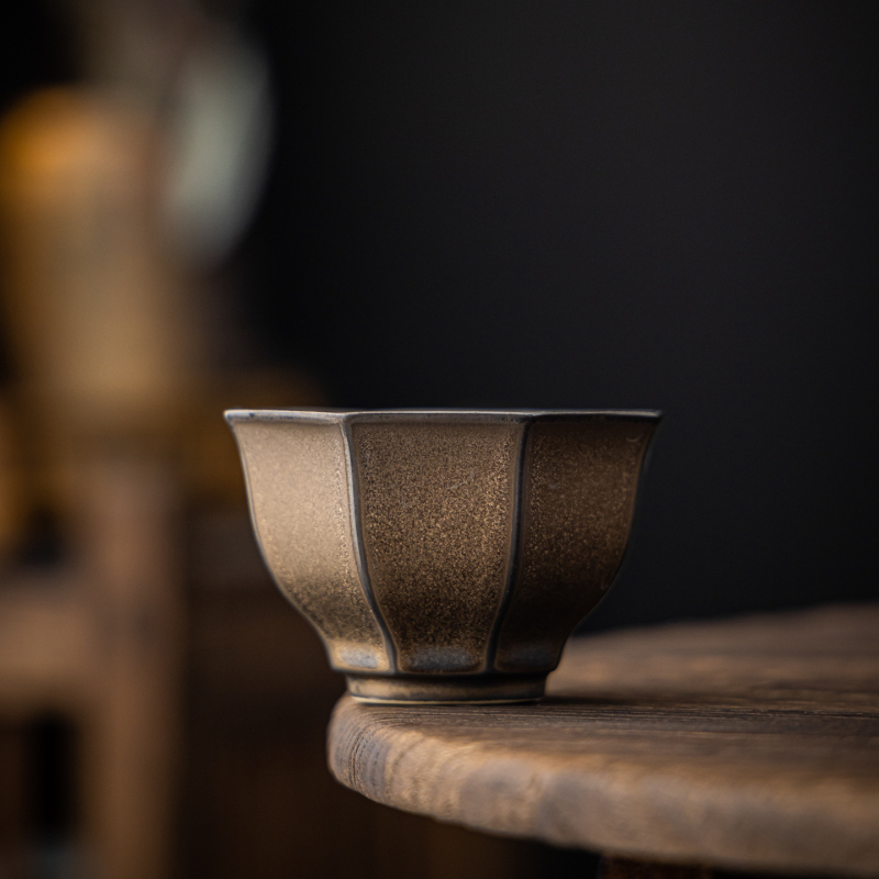 ceașă de ceai vintage cu glazură aurie-ruginie, ceramică rustică, ceașcă de ceai individuală, stil nou chinezesc pentru ceainărie