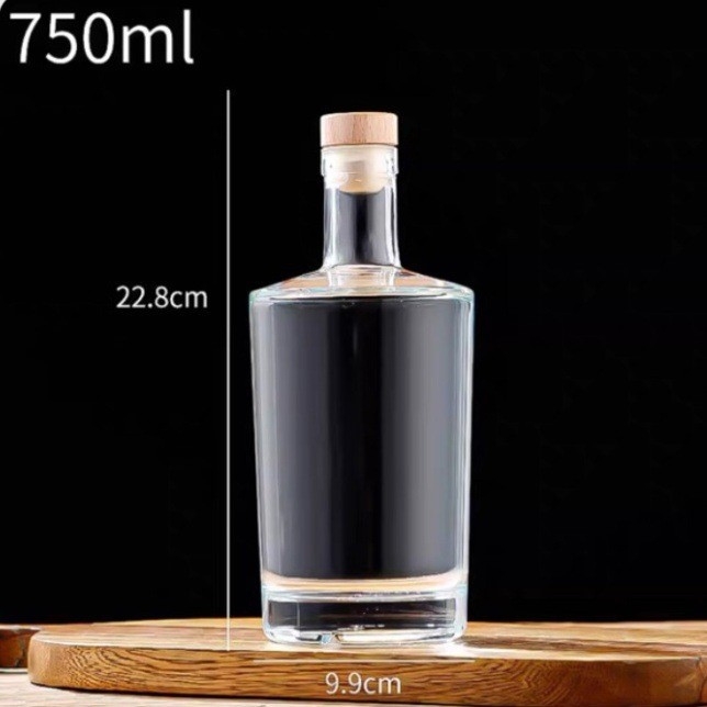 Set prozirnih staklenih boca za vino: 500 ml boca za voćno vino i 750 ml boca za alkoholna pića s hermetičnim poklopcima