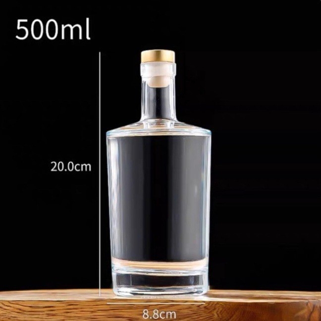 Set prozirnih staklenih boca za vino: 500 ml boca za voćno vino i 750 ml boca za alkoholna pića s hermetičnim poklopcima
