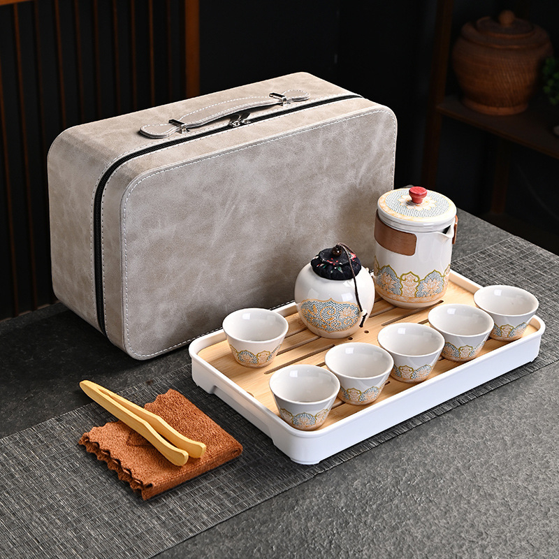 Set de ceai de călătorie într-o husă – set ceramic pentru exterior, un ceainic și trei cești, cadou de afaceri, farmec antic