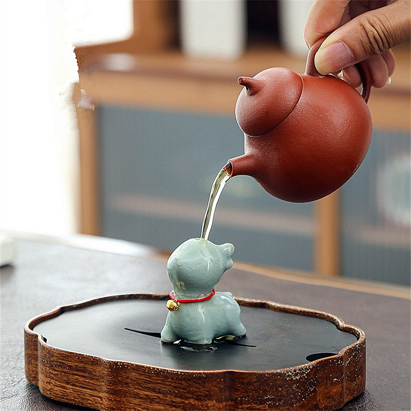 Yizi Tea pet drăguț chinezesc – ornament ceramic cu un cerb mic și clopoțel