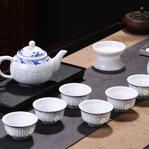 Set ceai ceramic cu ceainic albastru‑alb, porțelan emailat, stil modern minimalist, pentru uz casnic și birou, 3–5 persoane