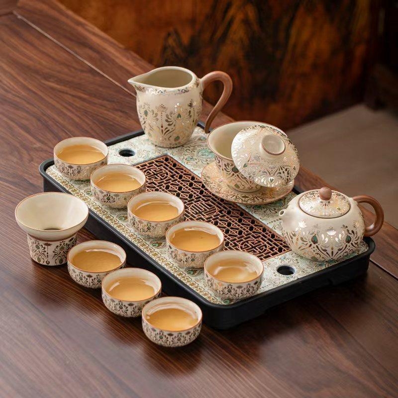 Ru Kiln 2026 Nou model set Kung Fu ceai pentru uz casnic, ceainic ceramic de înaltă calitate, cești de ceai, tavă pentru ceai uscat, set complet de ceai