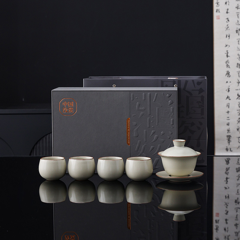 Ceainic bej din ceramică, cu mâner lateral, glazură crăpată și linii aurii, ceainic Gongfu pentru uz casnic, stil Chinez Nou