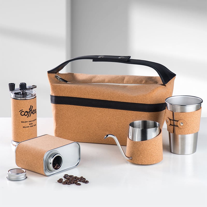 Set portabil de cafea pentru camping, în cutie cadou — ceainic pour-over și râșniță de cafea manuală, stil retro