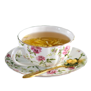 Set de cești de cafea în stil european pentru femei, mic lux, cești ceramice elegante pentru ceai cu flori, cadou pentru Ziua Femeii